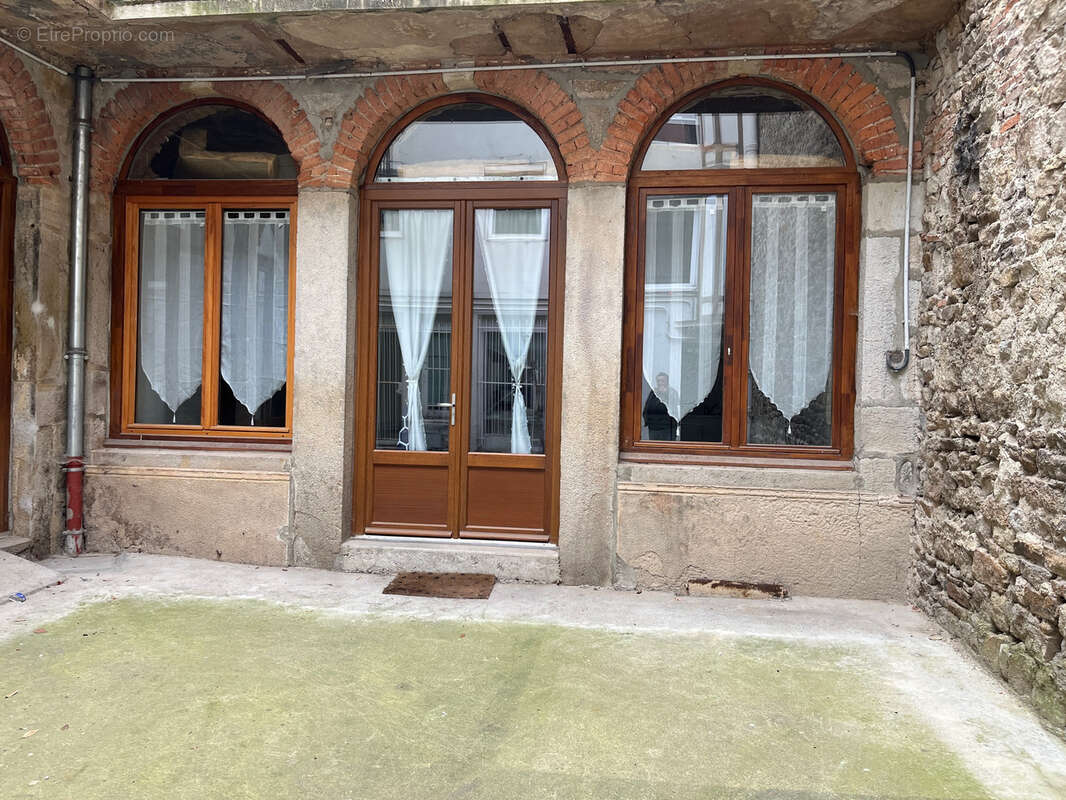 Appartement à SAINT-ETIENNE