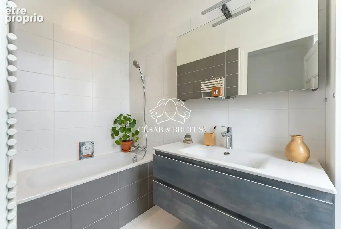 Appartement 130 m² à Lyon-7e  - photo 8