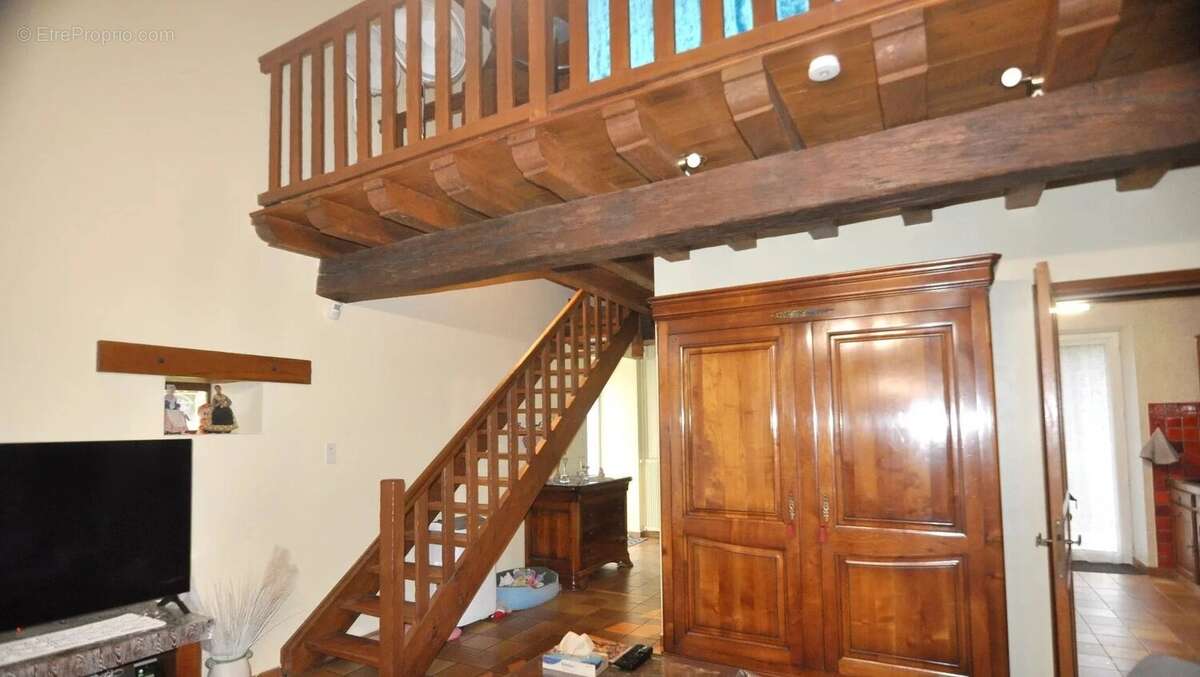 Longère   de 180 m² offrant 3 chambres avec un terrain 1410 m² - photo 16