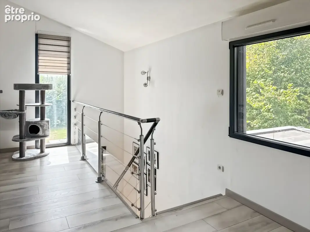 Dept de la Vienne (86) Maison contemporaine type 6 avec piscine, double garage et pergola bioclimatique - photo 6