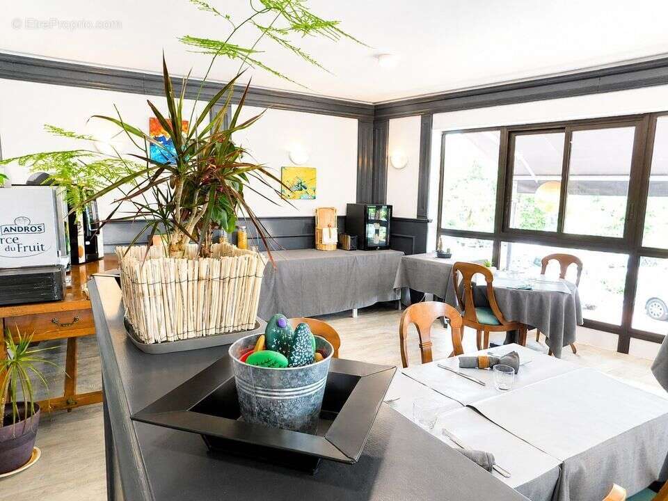 Hôtel restaurant avec piscine - photo 5