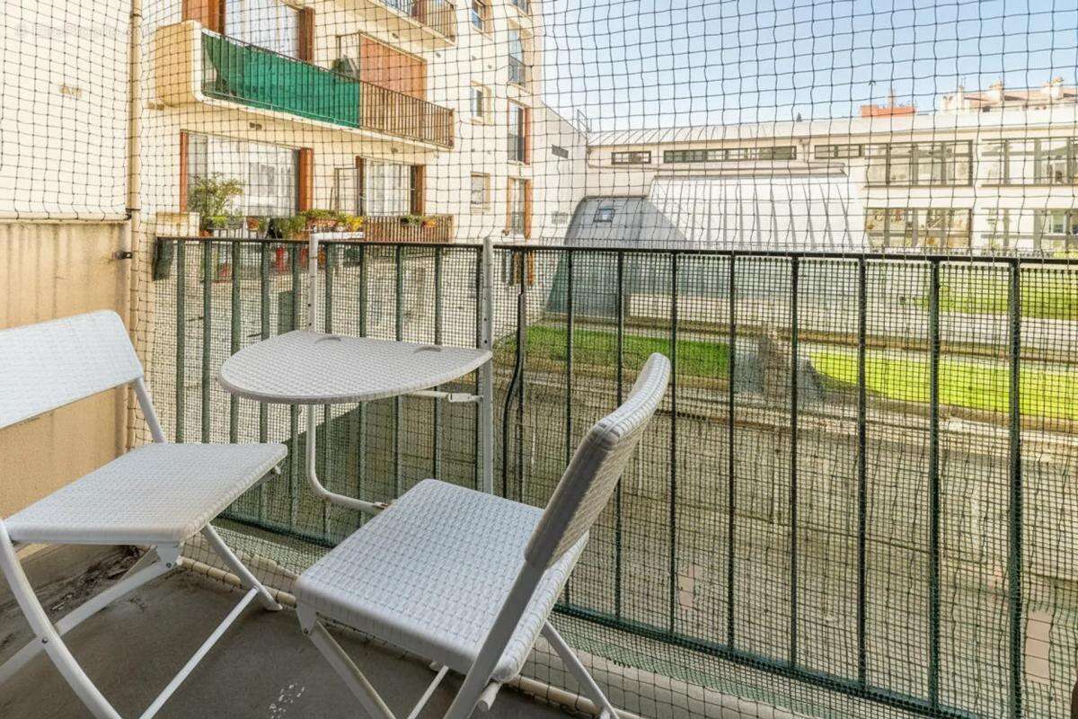 Appartement à PARIS-20E