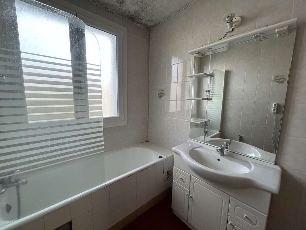 Appartement à PRIVAS