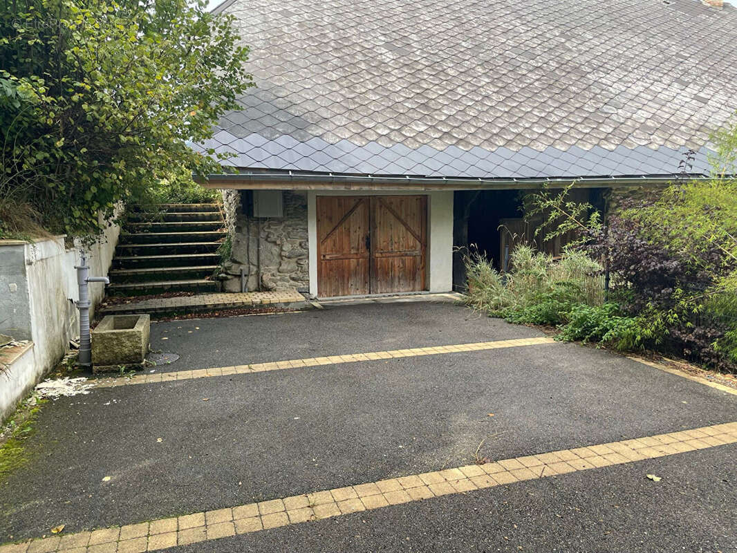 Maison à MENTHONNEX-EN-BORNES