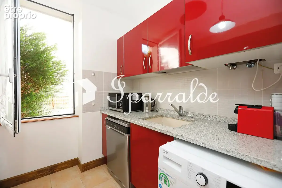 CENTRE-VILLE   T3 72 m2 avec terrasse, jardin et caves - photo 17