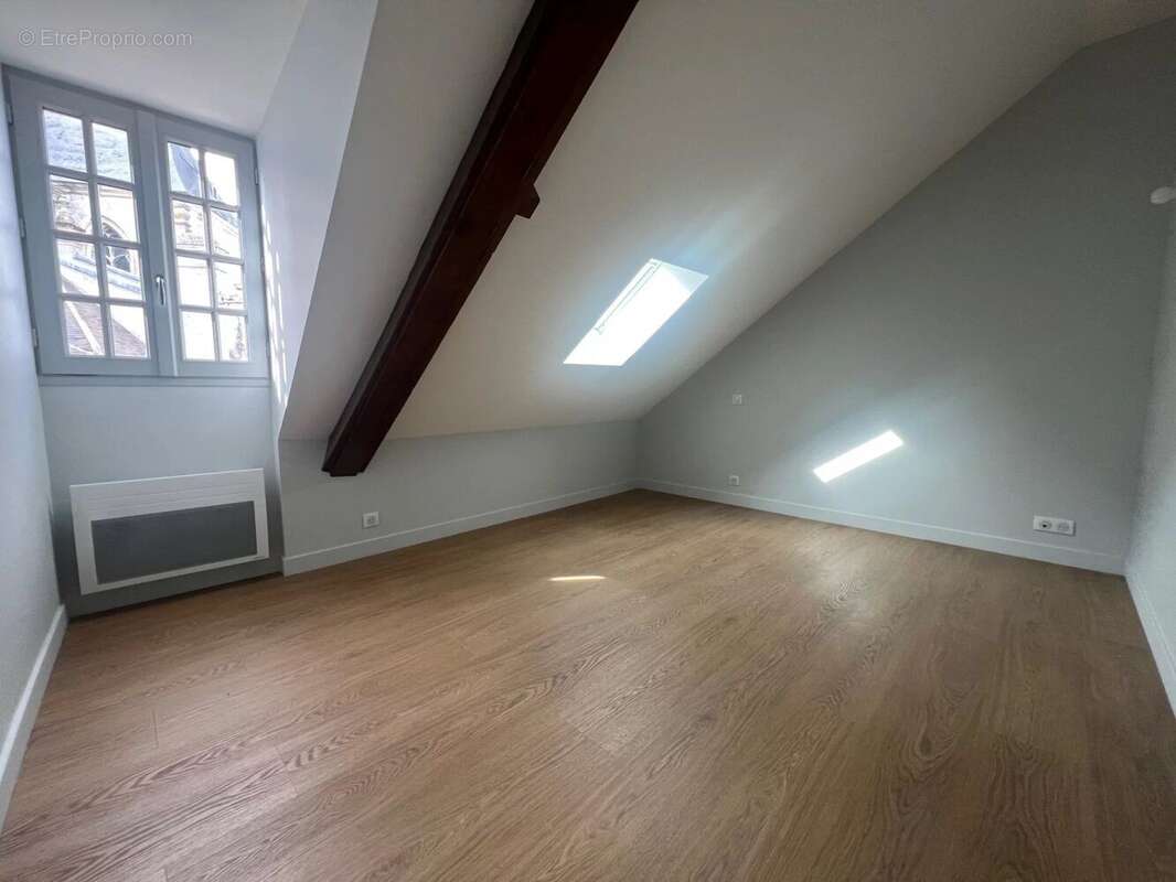 Appartement à HOUDAN