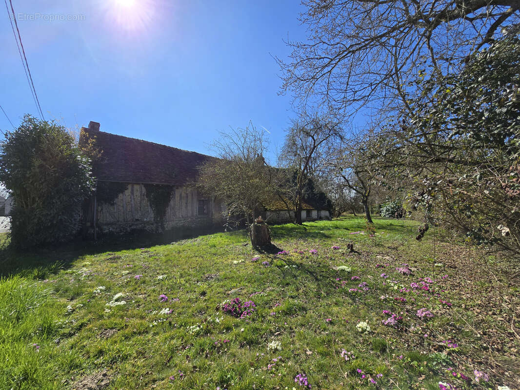 Maison à BETON-BAZOCHES