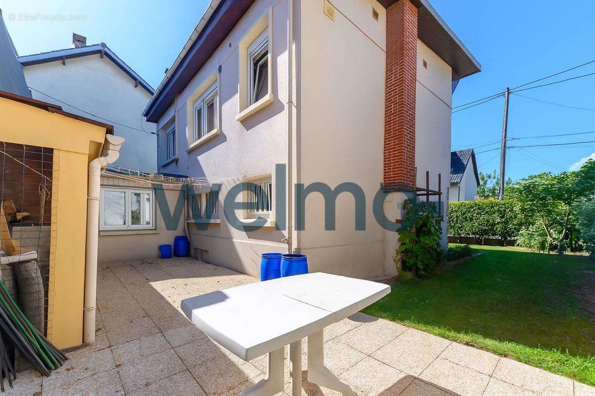 Maison à LIVRY-GARGAN