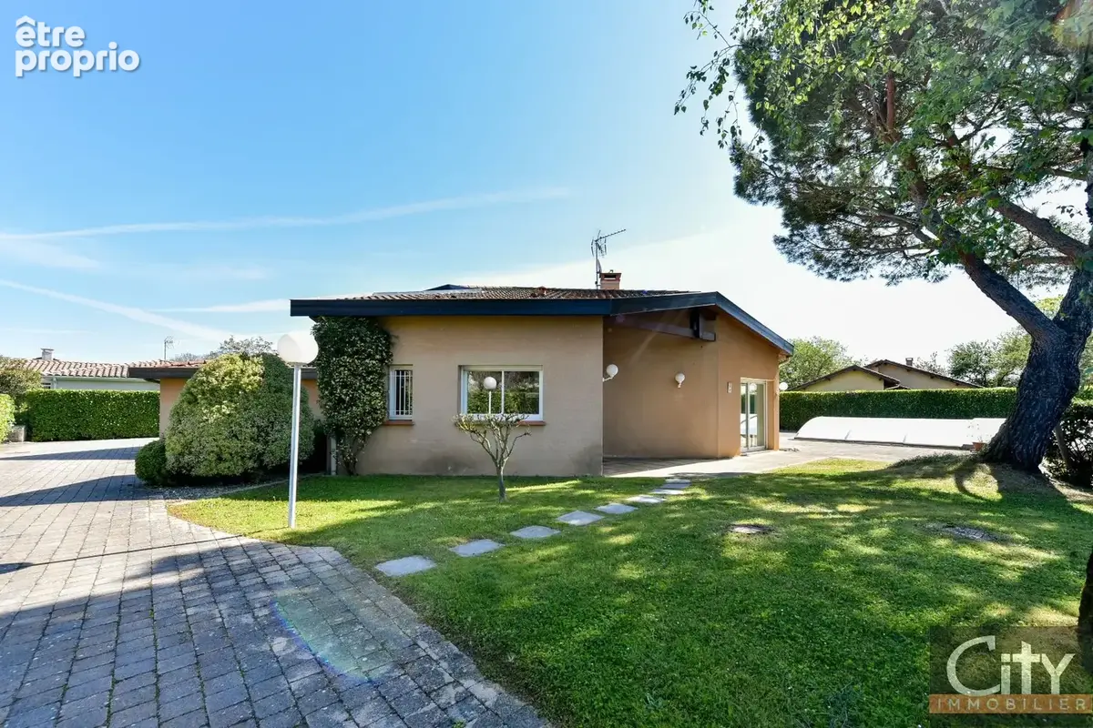 Maison 7 pièces 280 m² à vendre à Toulouse (31300) - photo 1
