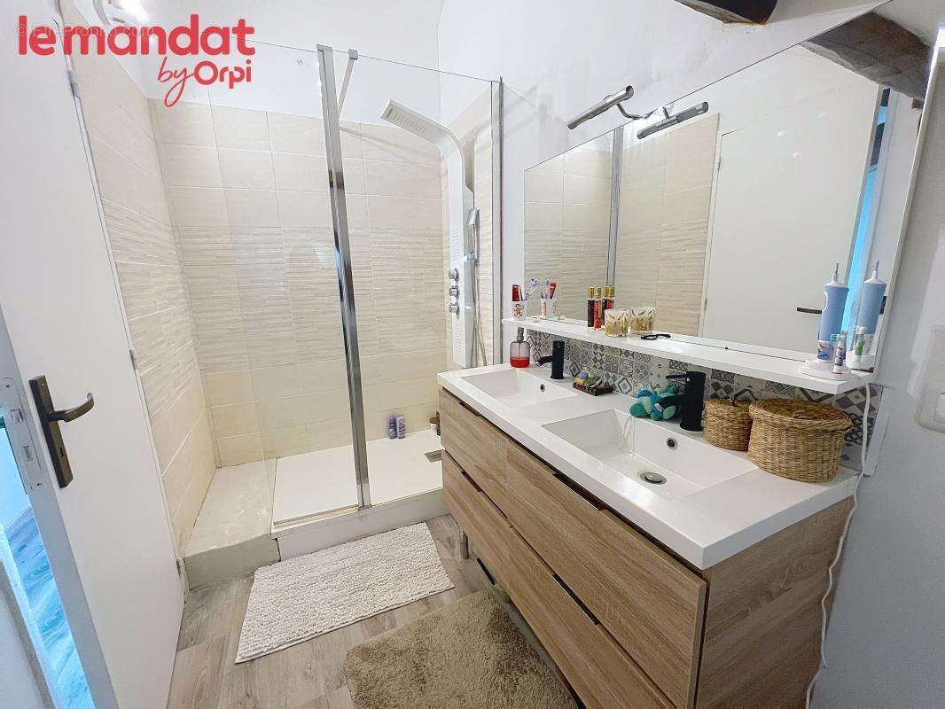 Appartement à SERAINCOURT