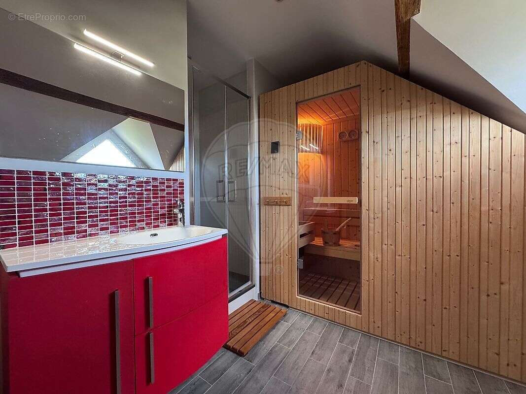 Maison à COULANGES-LES-NEVERS