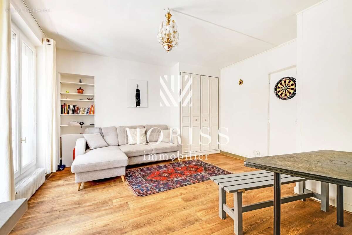 Appartement à PARIS-18E