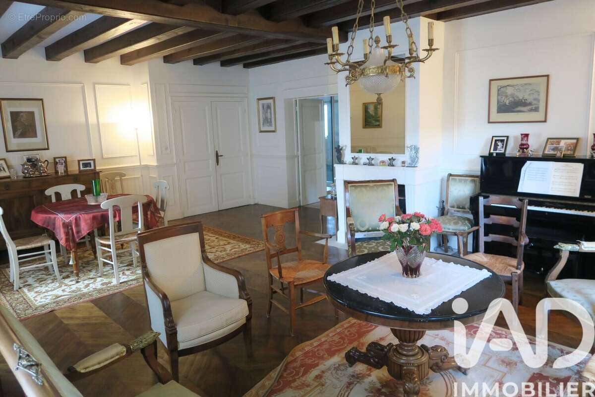 Photo 2 - Maison à POITIERS