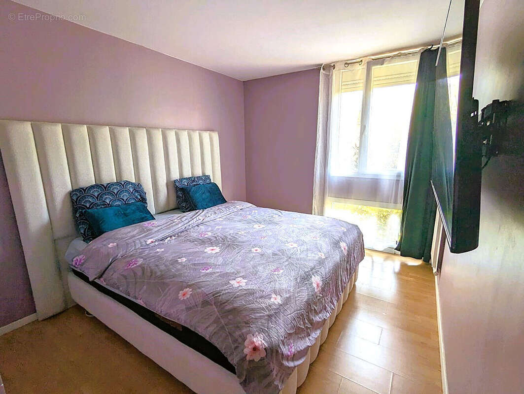 Appartement à LIVRY-GARGAN