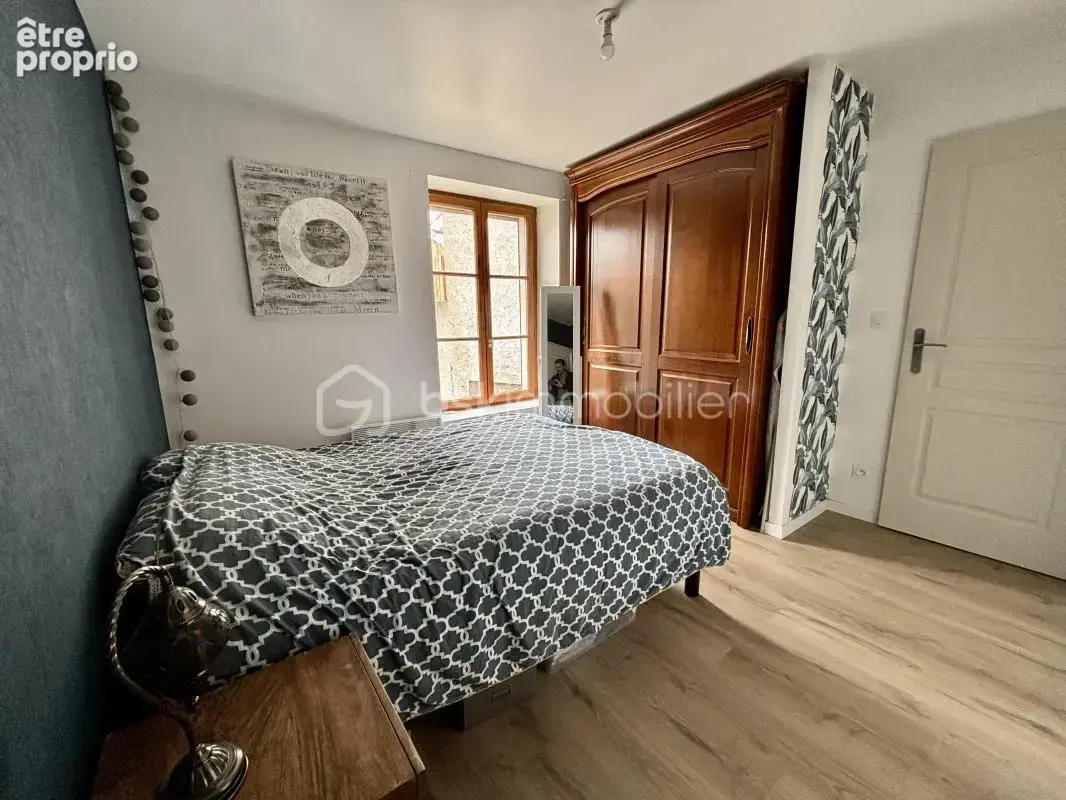 Maison charmante - plein centre avec dépendance - photo 6