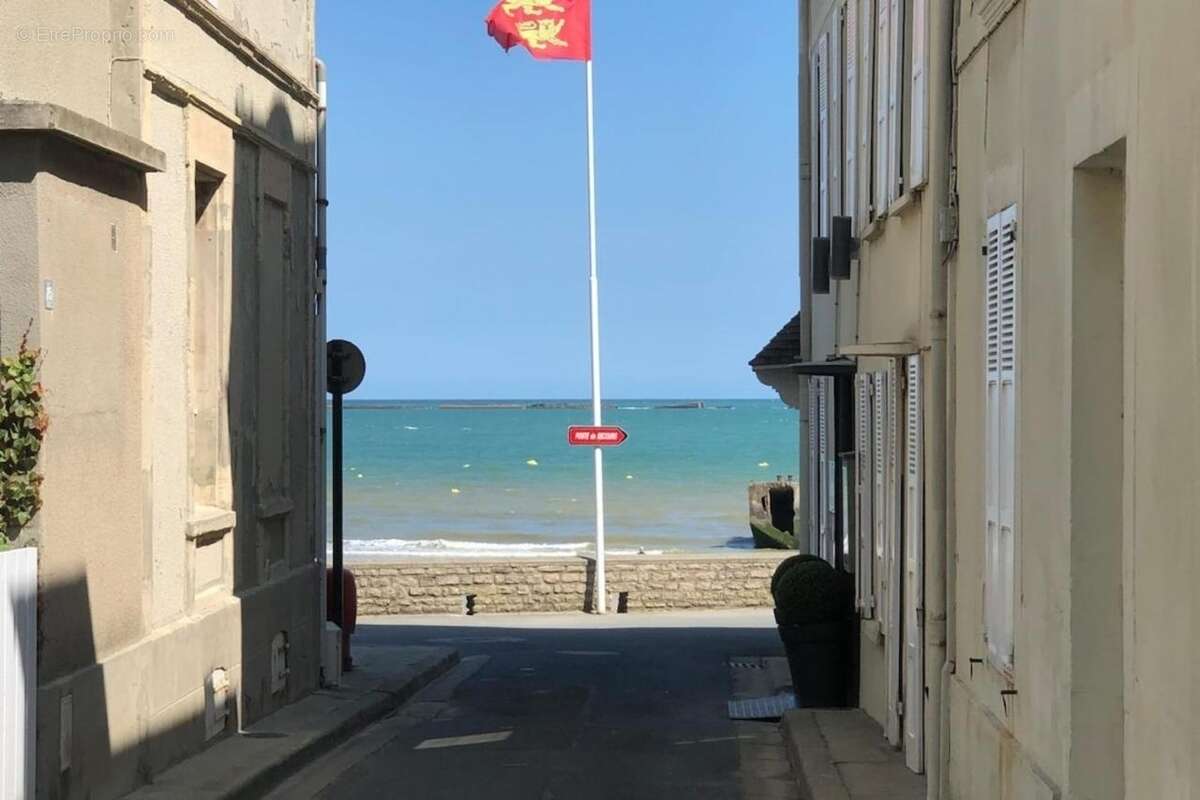 Appartement à ARROMANCHES-LES-BAINS