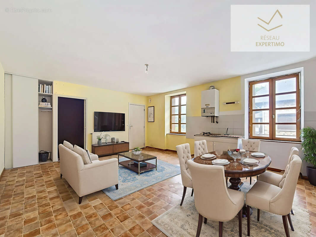 Appartement à CASSAGNES-BEGONHES