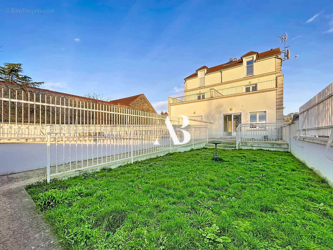 Immeuble de rapport de 185 m2 - 5 logements - photo 4