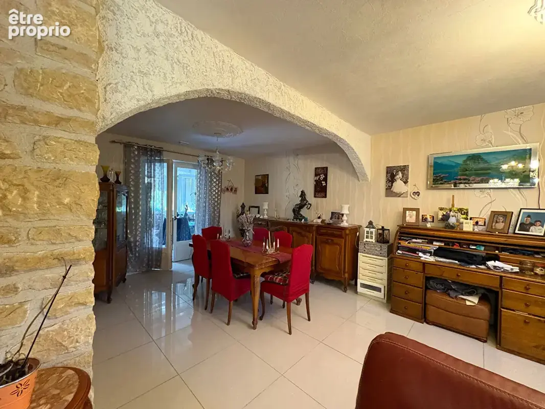 Grande propriété de caractère à Malemort - photo 9