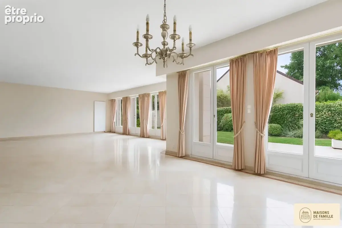 Les Erables - Maison 8 pièces de 270 m2 à vendre à Croissy Sur Seine - photo 5