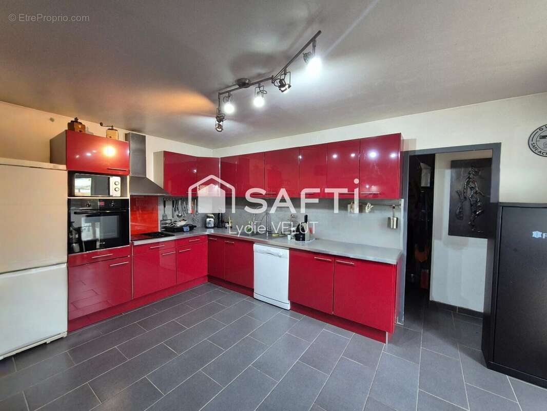 Photo 4 - Maison à EYGUIERES