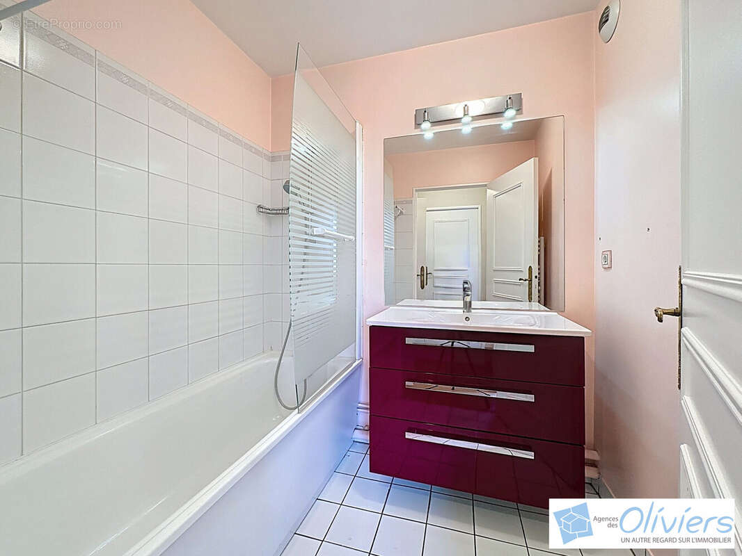 Appartement à MONTIGNY-LE-BRETONNEUX