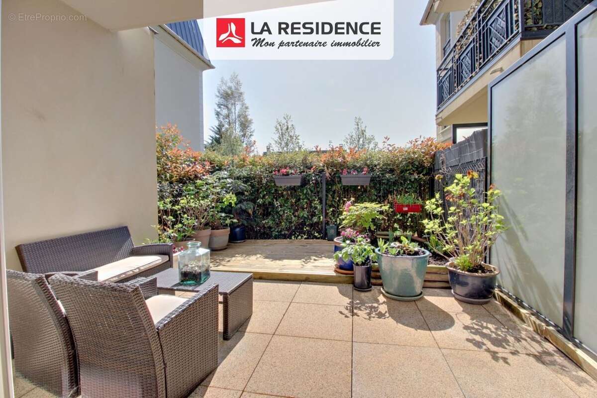 Appartement à SARTROUVILLE