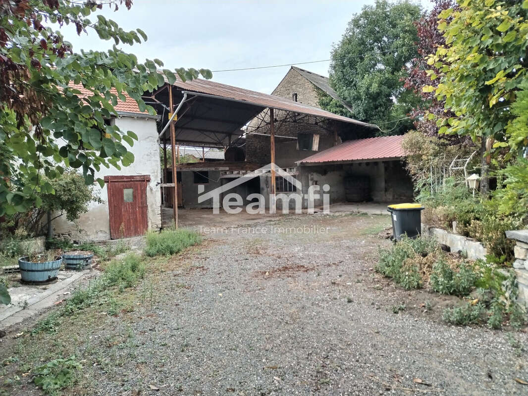 Maison à AIGUEPERSE