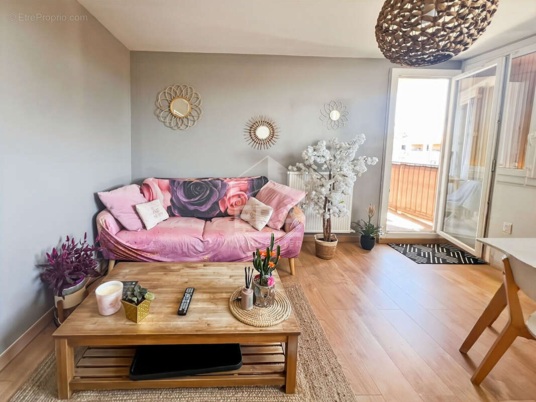 Appartement à MARSEILLE-14E