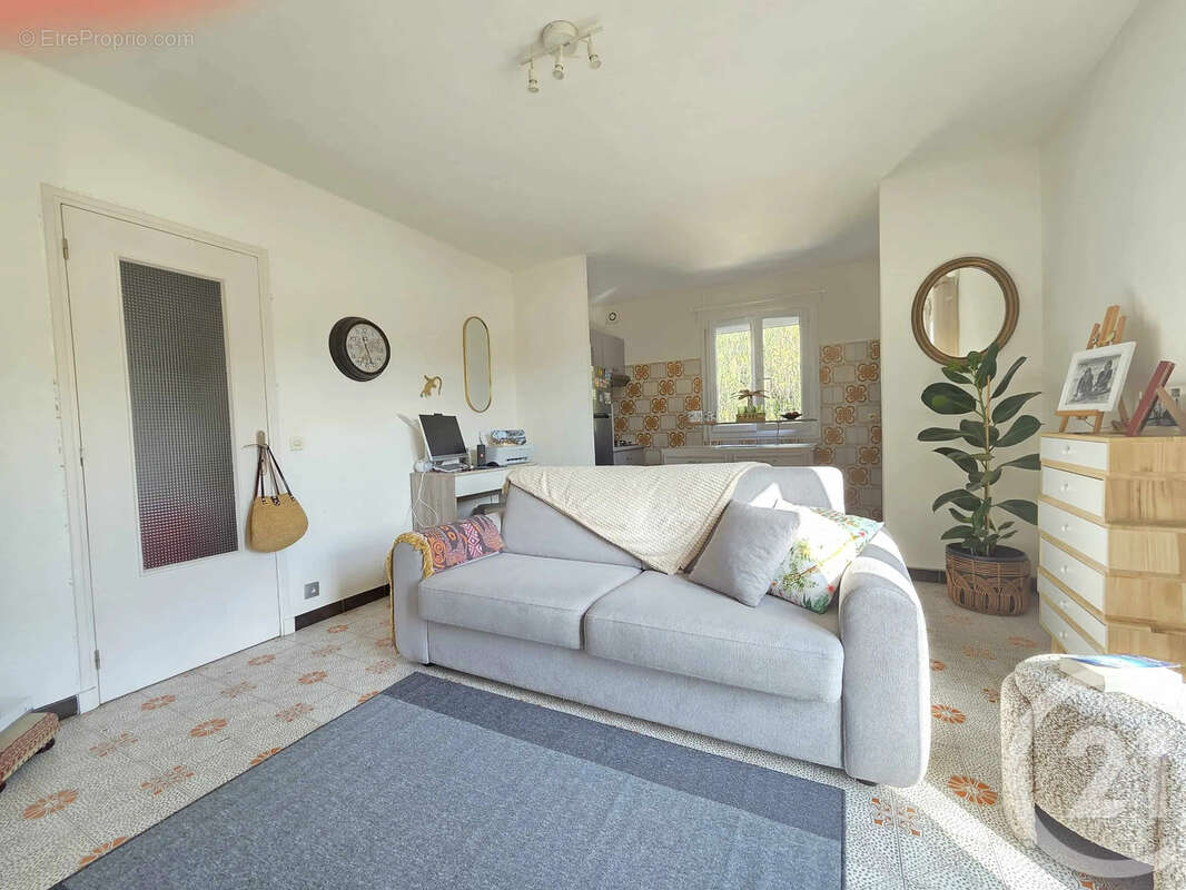 Maison à SIX-FOURS-LES-PLAGES