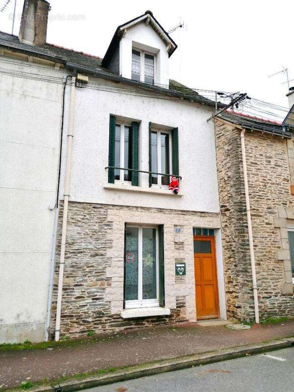 Maison à PLOERMEL