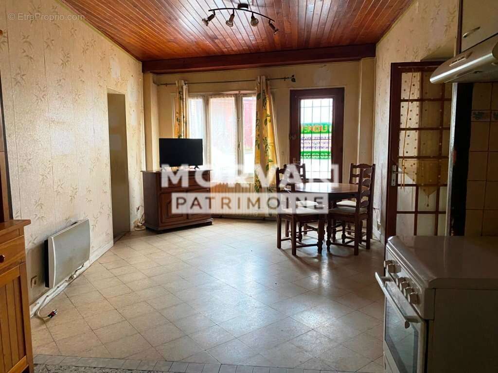 Maison à SAINT-SAULGE