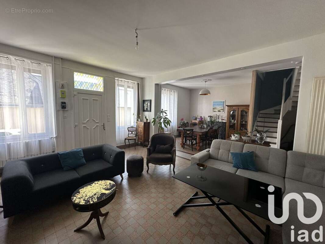 Photo 2 - Maison à CHEMIRE-EN-CHARNIE