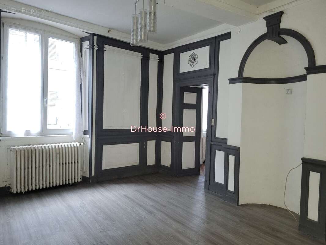 Appartement à GRAY