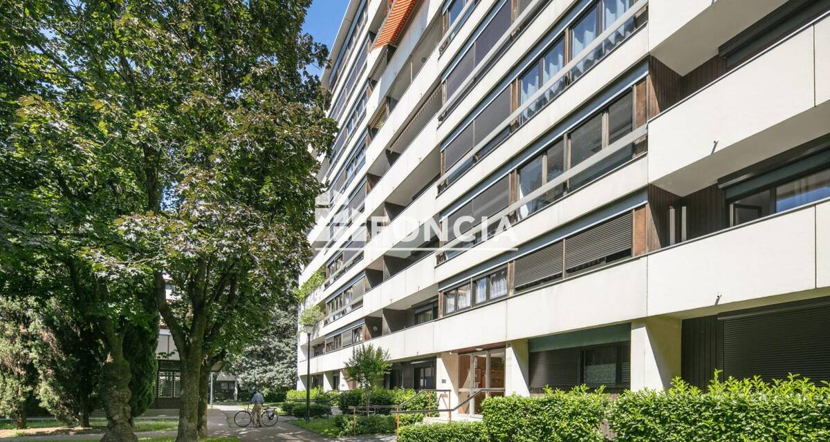 Commerce à GRENOBLE