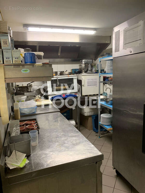 Commerce à MONTSAUCHE-LES-SETTONS