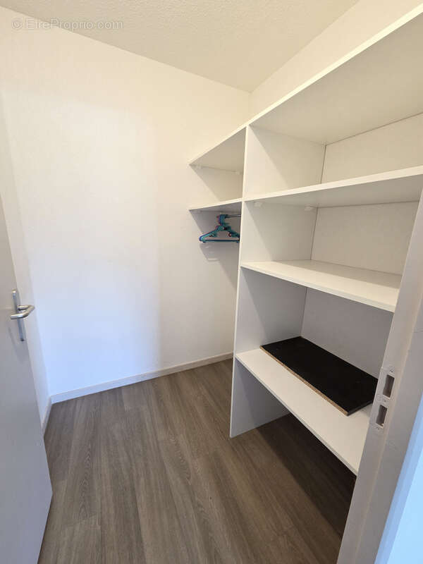 Appartement à YZEURE
