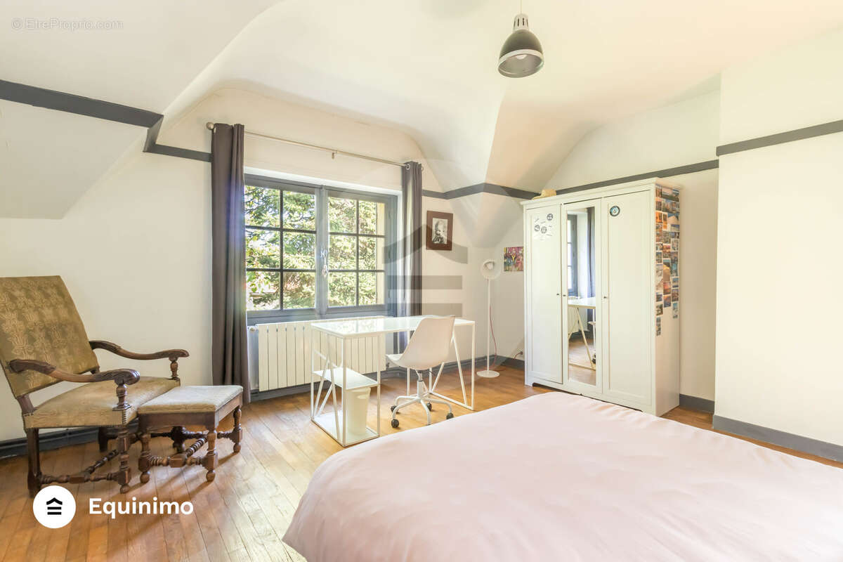 Maison à LOUVECIENNES