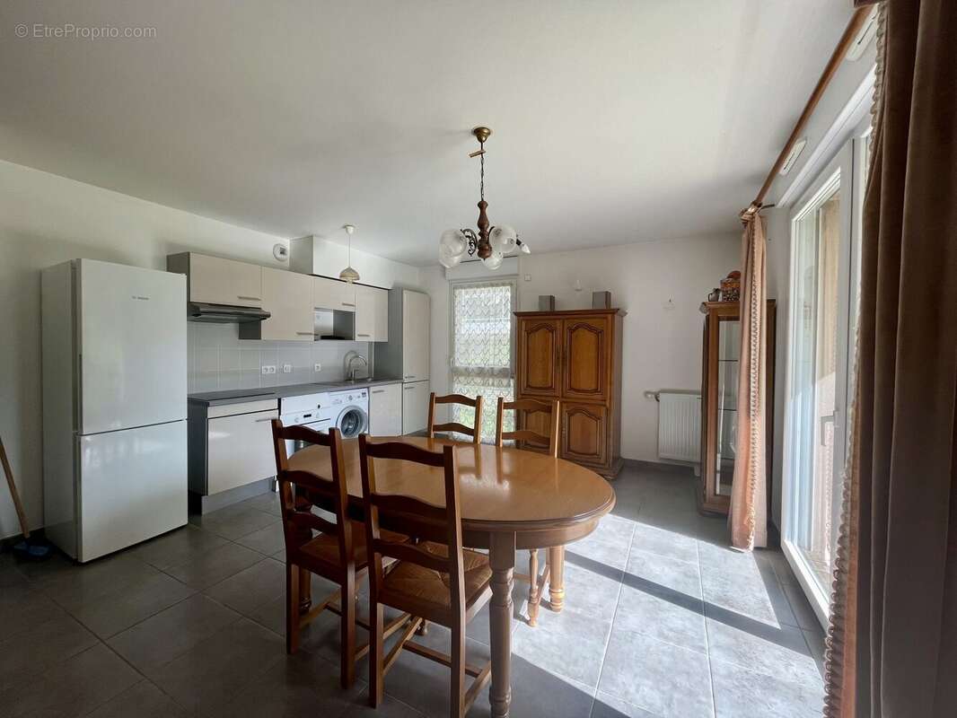 Appartement à MONTLIGNON