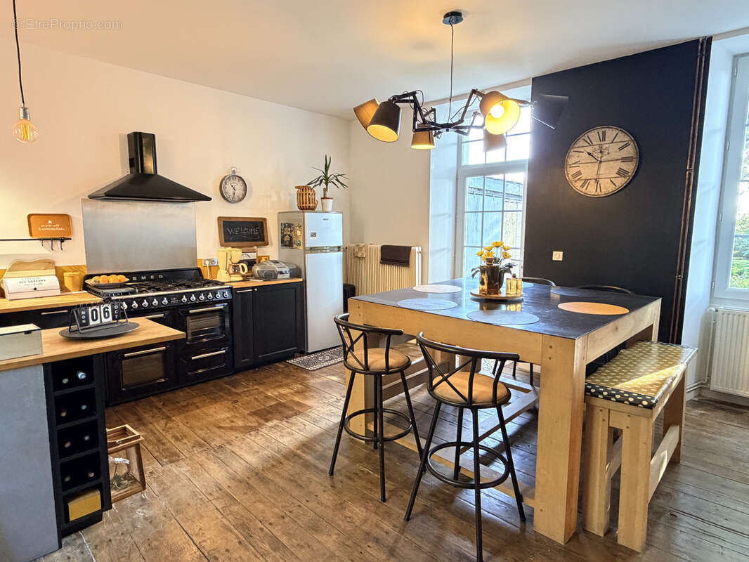 Maison à FOUQUEBRUNE