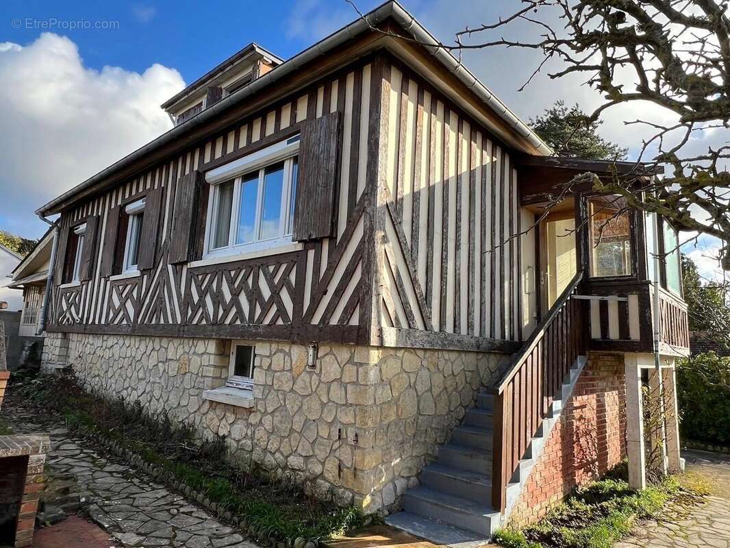 Maison à BLONVILLE-SUR-MER