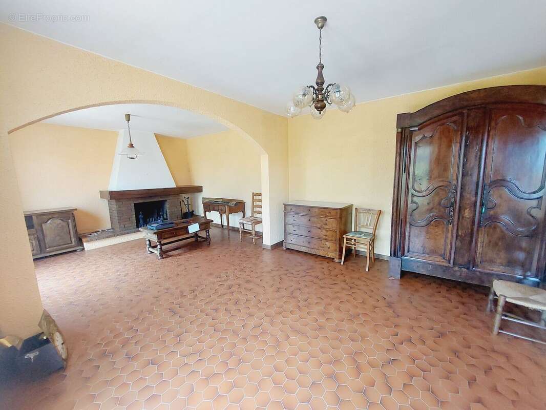Photo 2 - Maison à MONTBRISON