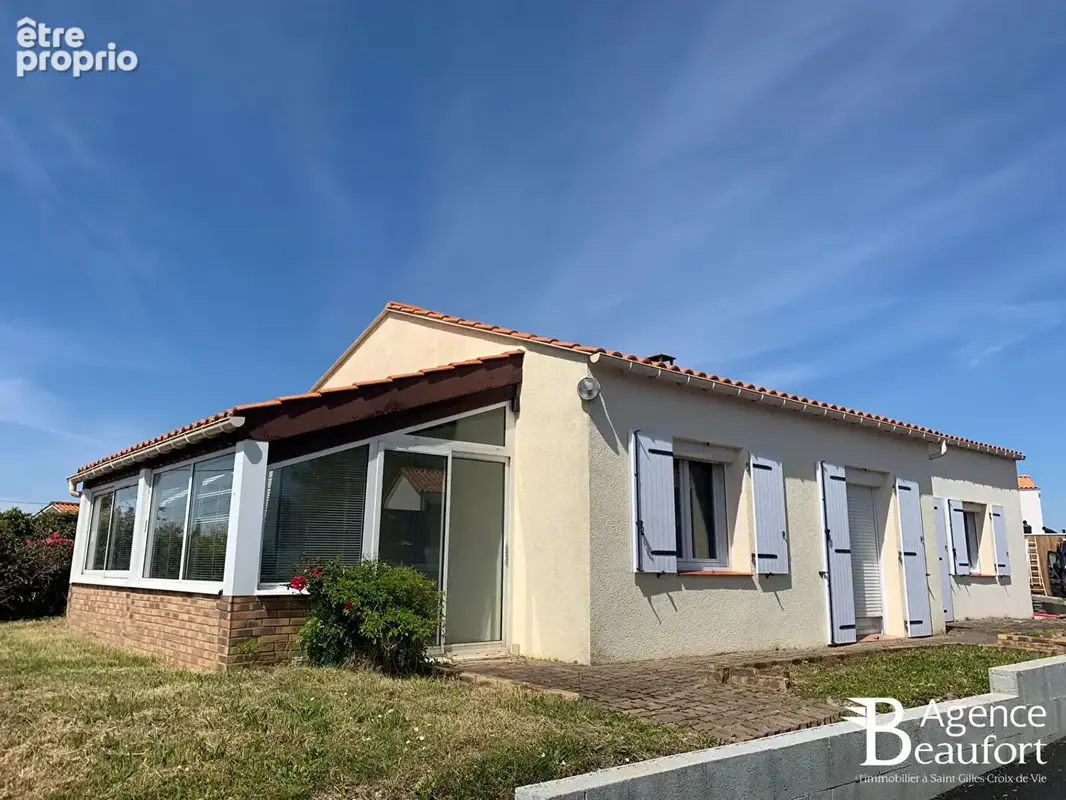 Photo Maison à Saint-Gilles-Croix-De-Vie au prix de 314 280€
