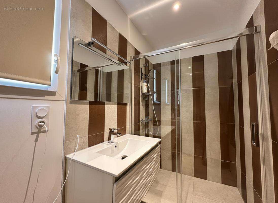 Villa contemporaine 128 m² (2017) - Piscine - Prestations de qualité - Aucun travaux - photo 15