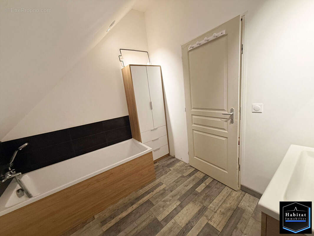 Maison 5 pièce(s) 136 m2 Jardin de 315m² - photo 9