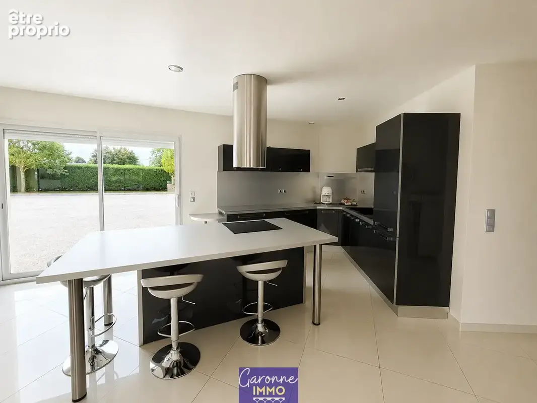 Maison de plain-pied en excellent état dans quartier calme - photo 5