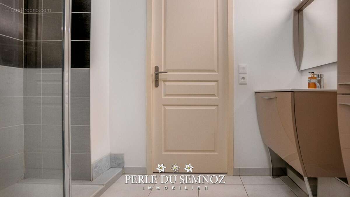 Appartement à SEYNOD