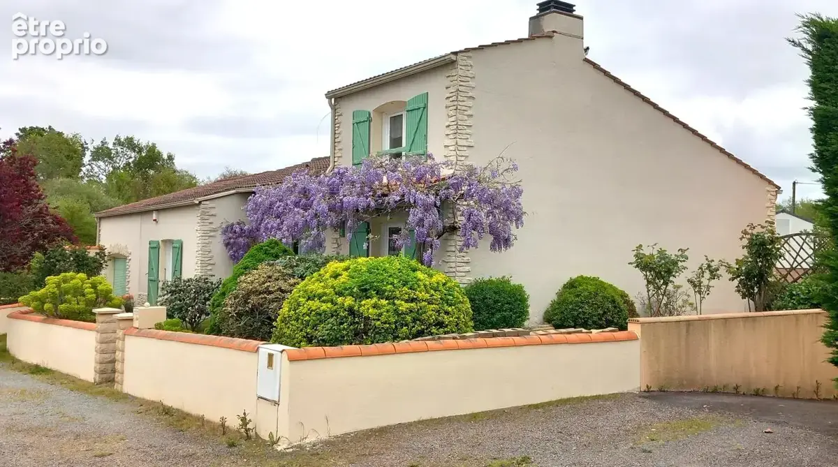 Maison 115 m² à Poiroux  - photo 3