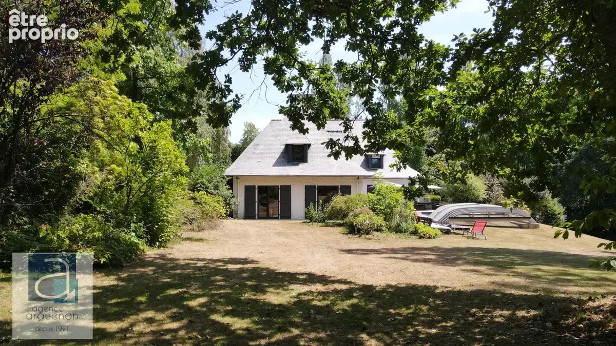 DINAN - Propriété d'exception de 360 m² avec piscine, 6/7 chambres et parc - photo 10
