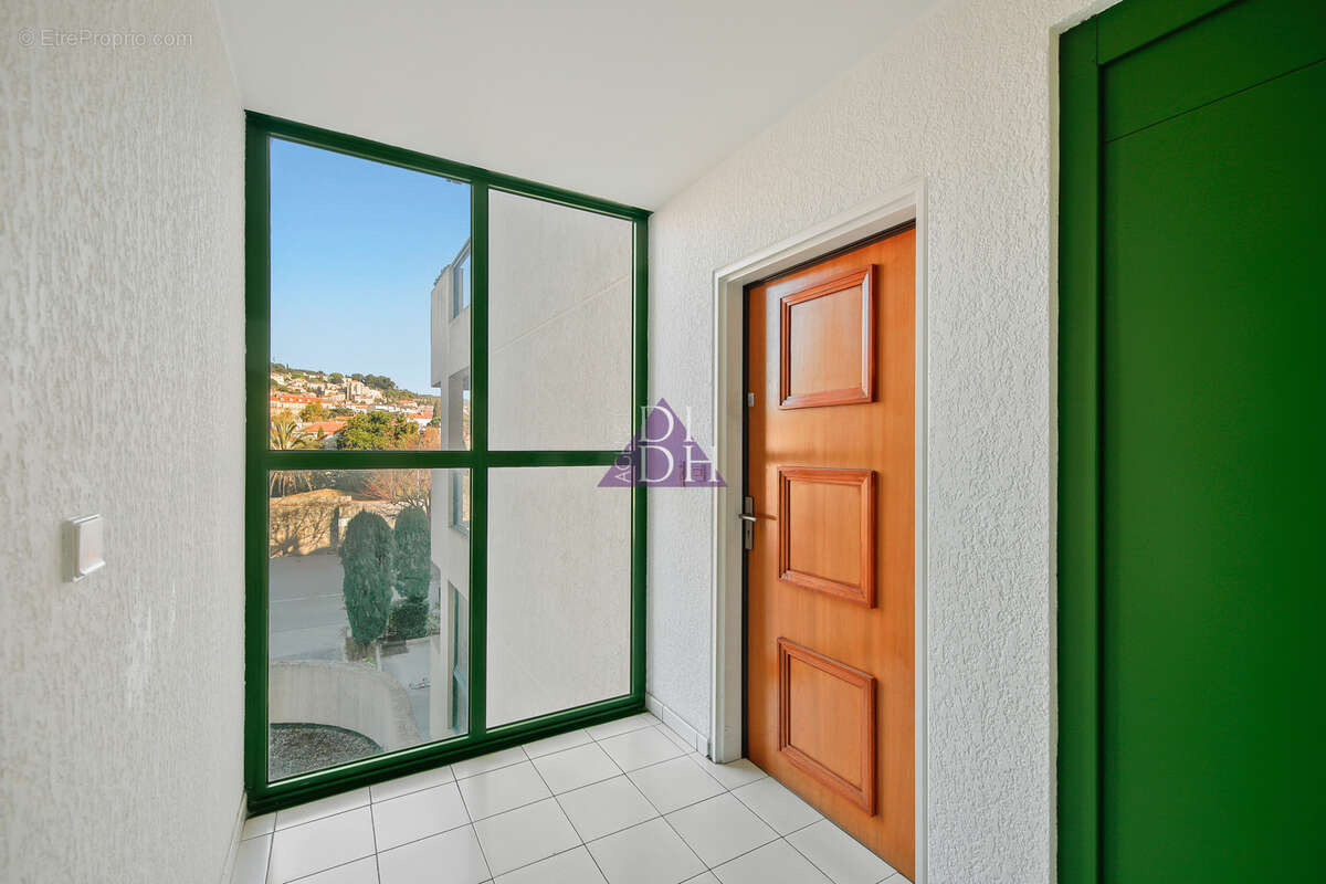 Appartement à HYERES